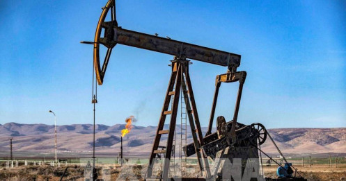 Căng thẳng địa chính trị và các yếu tố quan trọng đang hỗ trợ đà tăng của thị trường dầu mỏ