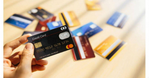 Thẻ tín dụng đáng sợ?