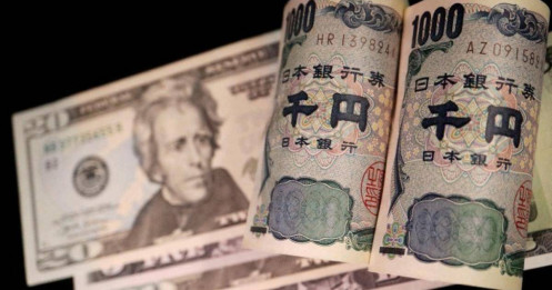 Đồng yen mất giá dù Nhật Bản dừng lãi suất âm