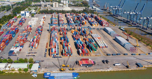 Sắp nhận hàng trăm tỷ đồng tiền cổ tức, Container Việt Nam (VSC) có thêm "lực" để M&A
