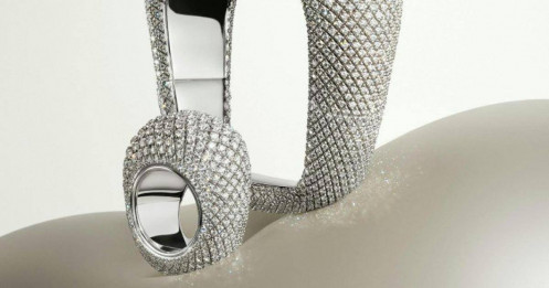 Cartier ra mắt chiếc đồng hồ khiến phái đẹp "chết ngất từ cái nhìn đầu"