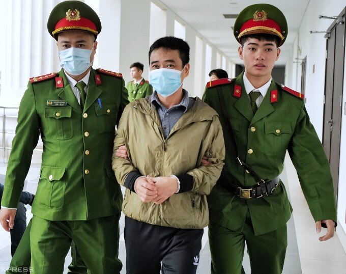 Cựu bộ trưởng y tế Nguyễn Thanh Long bị đề nghị 19-20 năm tù
