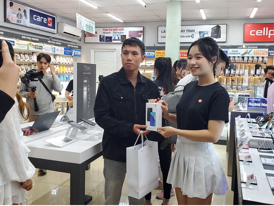 Redmi Note 13 series chỉ hơn 4 triệu, gây sốt dịp mua sắm Tết