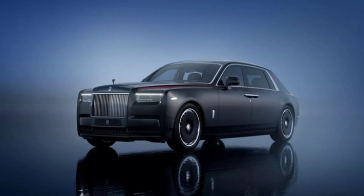 Rolls-Royce ra mắt Phantom và Cullinan phiên bản độc quyền năm Rồng 2024