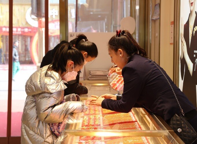 Cơn sốt mua vàng ngày Tết ở Trung Quốc