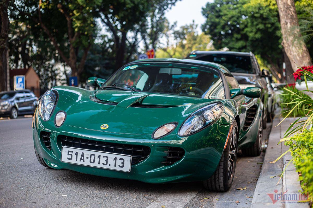 Ông Đặng Lê Nguyên Vũ tậu xe cũ 18 năm tuổi Lotus Elise, giá hơn 1,5 tỷ đồng