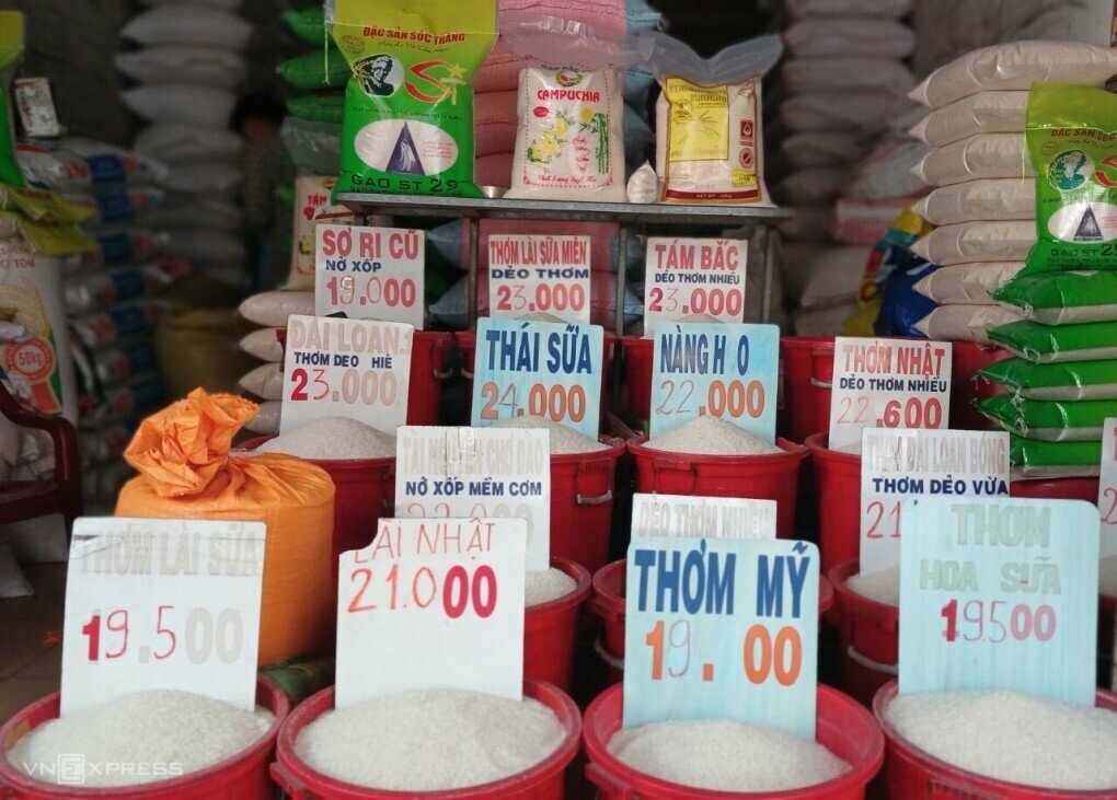 Giá lúa, gạo xuất khẩu lao dốc
