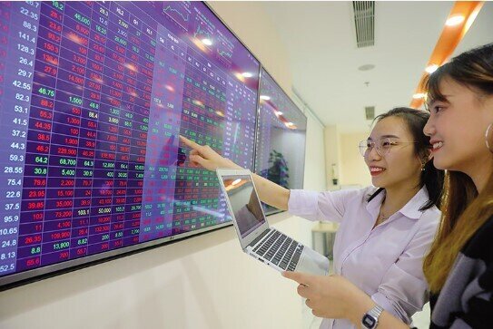 Triển vọng TTCK Việt Nam: Nhà đầu tư ngoại sẽ tự tin giải ngân