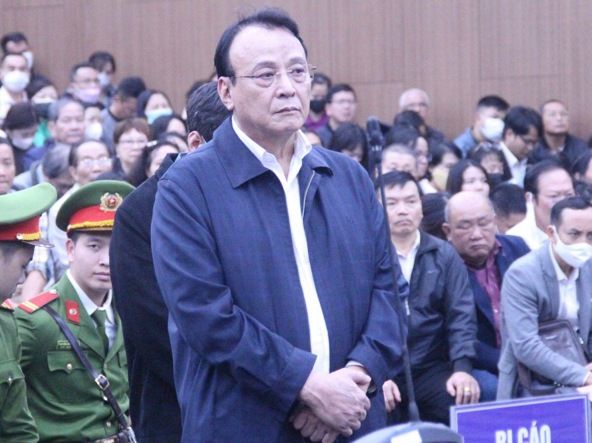 Vụ Tân Hoàng Minh: Luật sư hỏi ông Đỗ Anh Dũng chuyện trả tiền cho nhà đầu tư