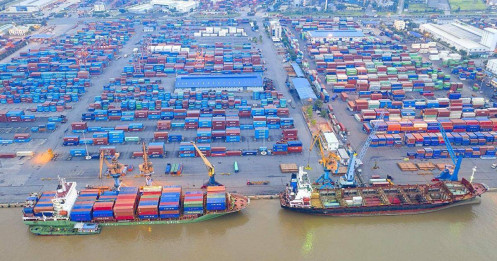 Chuẩn bị tiến hành thương vụ M&A “khủng”, Container Việt Nam (VSC) đón 2 cổ đông lớn mới