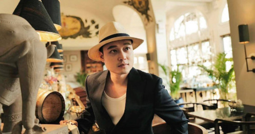 "Hoàng tử Vbiz" đẹp trai, giàu có, tuổi 42 không vợ con, đời tư bí ẩn nhất nhì showbiz Việt