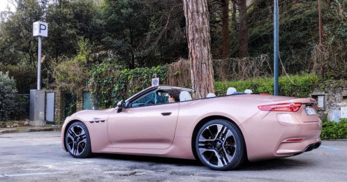 Maserati GranCabrio Folgore bản mui trần lộ diện trên đường phố dù chưa chính thức ra mắt
