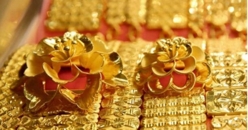 Chính phủ mạnh tay, giá vàng biến động thất thường, giảm về 70 triệu đồng?