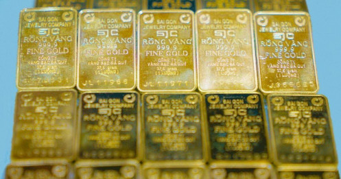 Giá vàng hôm nay 2/5/2024 lao dốc, vàng miếng SJC có thể sụt giảm