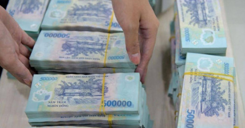 Đề xuất cấm khuyến mại dưới mọi hình thức khi nhận tiền gửi bằng đồng Việt Nam