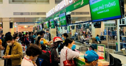Bộ trưởng Nguyễn Văn Thắng yêu cầu rà soát, kiểm tra giá vé máy bay tăng cao