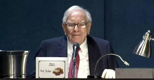 Warren Buffett tin vào xu hướng thị trường giảm