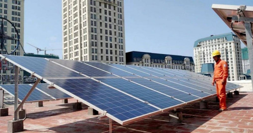 Thường trực Chính phủ yêu cầu làm rõ điện mặt trời mái nhà