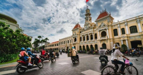 Chuyên gia từng dự báo Việt Nam mất 197 năm mới đuổi kịp Singapore, 34 năm mới đuổi kịp Thái Lan: Giờ thì sao?
