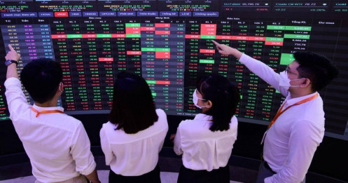 Cổ phiếu bảo hiểm "nổi dậy", VN-Index tăng mạnh