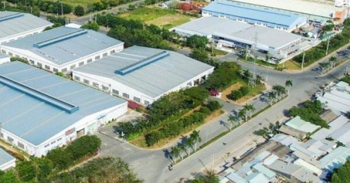 Công ty liên quan tới bà Đặng Thị Hoàng Yến đăng ký mua 37,98 triệu cổ phiếu Tân Tạo