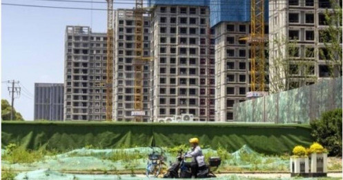 Các thành phố lớn của Trung Quốc nới lỏng quy định mua nhà để hỗ trợ thị trường bất động sản