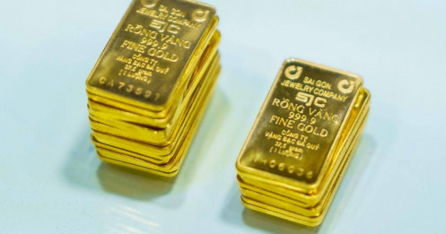 Vì sao 4 ngân hàng lớn chỉ bán mà không mua lại vàng?