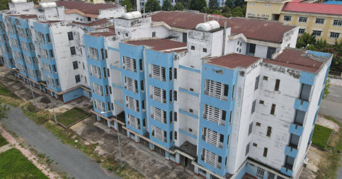 Hàng nghìn căn hộ tái định cư không người ở