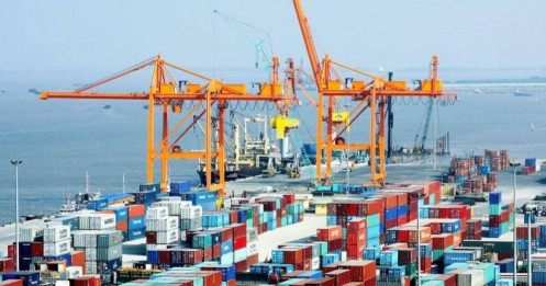 Ùn tắc cảng ở Trung Quốc có duy trì đà tăng giá cước container, ngành vận tải biển tại Việt Nam ảnh hưởng thế nào?