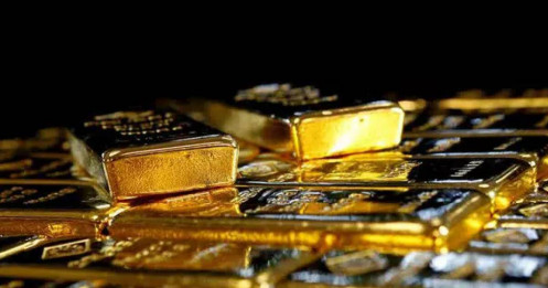 Liệu có nên mua vàng tích trữ khi giá vàng đầy biến động như hiện nay?