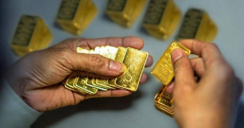Thanh tra Ngân hàng Nhà nước siết chặt giao dịch vàng lớn và đáng ngờ liên quan đến phòng chống rửa tiền