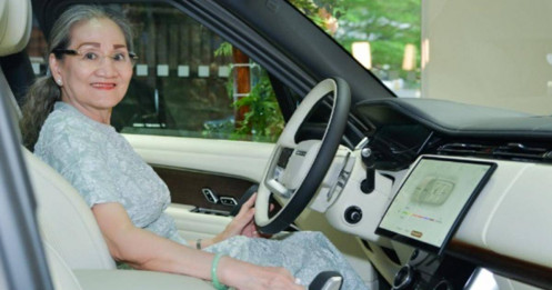 Đại gia Lý Nhã Kỳ chi 15 tỷ mua SUV Range Rover tặng mẹ