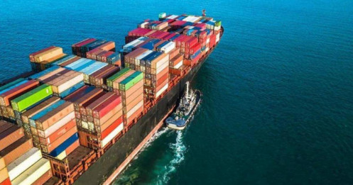 Xuất khẩu phục hồi mạnh mẽ, cán cân thương mại thặng dư 8,4 tỷ USD