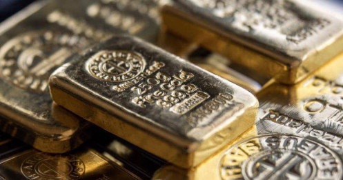 Giá vàng nhảy lên đỉnh 2 tuần do dấu hiệu yếu đi của kinh tế Mỹ