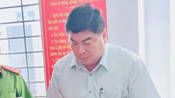 An Giang: Khởi tố, bắt tạm giam Phó chủ tịch UBND TP Long Xuyên