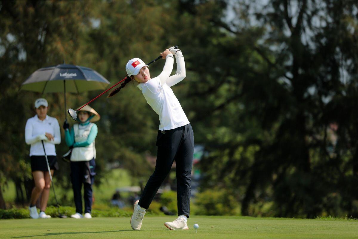 Golfer trẻ tài năng Nguyễn Đức Sơn lên ngôi vô địch giải Faldo Series Asia Grand Final lần thứ 15