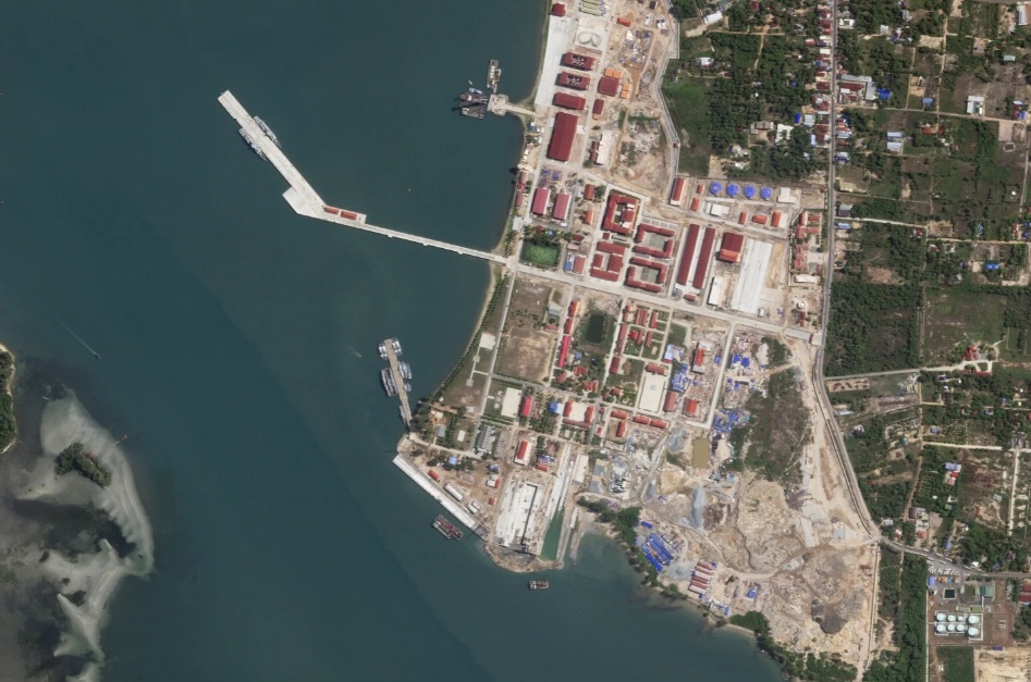 Campuchia lý giải sự hiện diện của 2 tàu chiến Trung Quốc ở quân cảng Ream