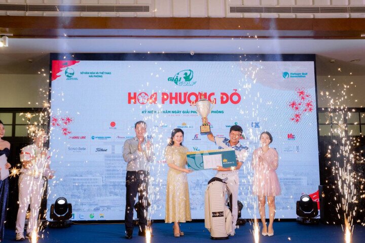 Chức vô địch Giải golf Hoa Phượng Đỏ - Hải Phòng 2024 gọi tên Golfer Trần Quang Tiến