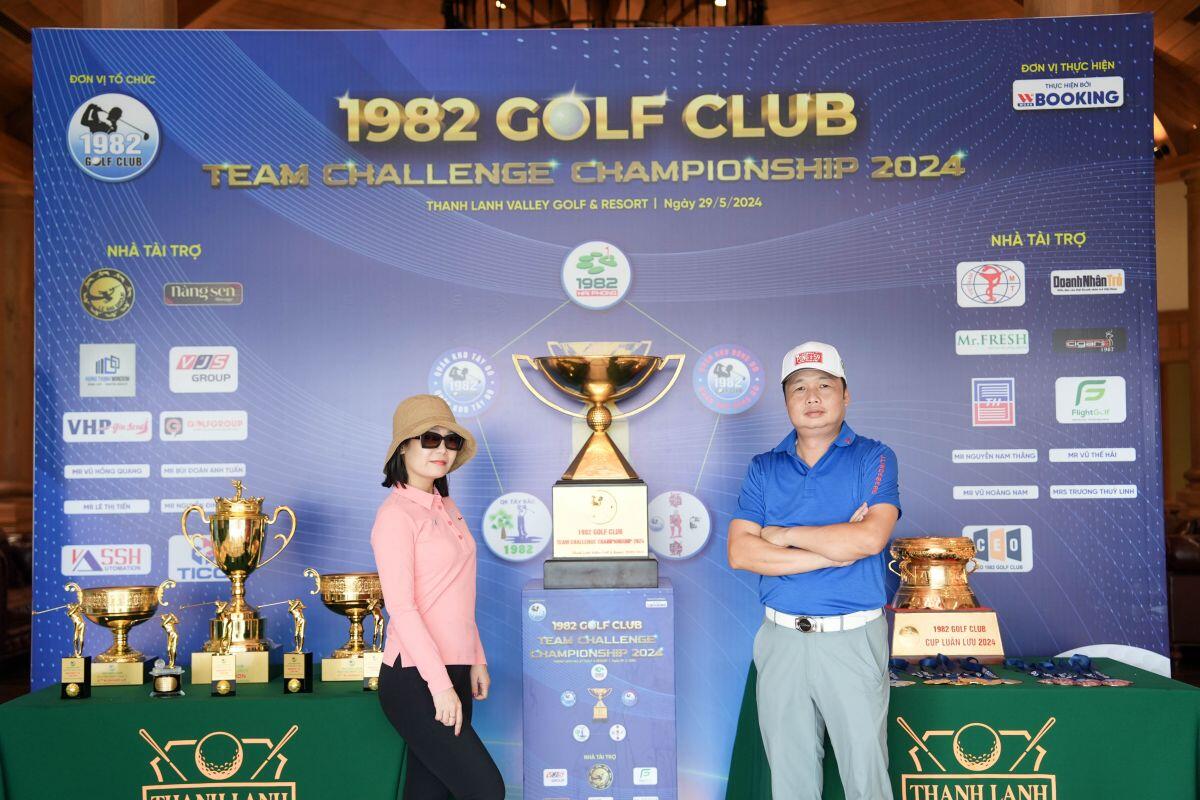 Giải Vô địch đồng đội CLB Golf 1982 năm 2024 : Tinh thần đoàn kết, giao lưu và kết nối các thành viên " Nhất vũ trụ"