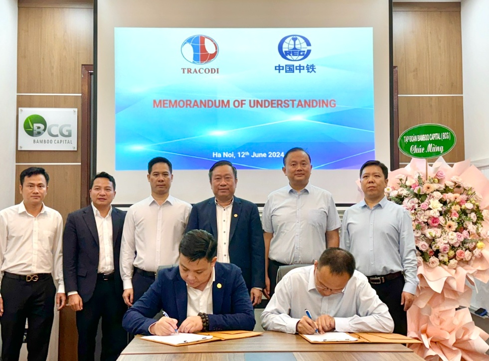 Tập đoàn Đường sắt Quốc tế Trung Quốc thỏa thuận đầu tư vào TRACODI