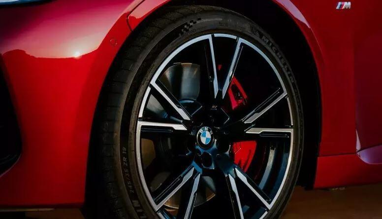 Ra mắt BMW 2-Series 2025 - xe sang "nhỏ mà có võ"