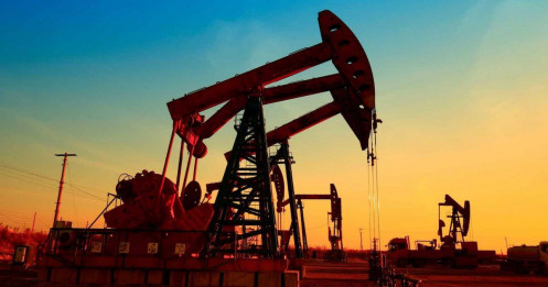Dầu tăng hơn 1% khi dự trữ xăng, dầu thô tại Mỹ giảm mạnh
