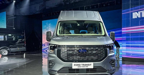 Ford Transit thế hệ mới ra mắt thị trường Việt, giá bán từ 905 triệu đồng
