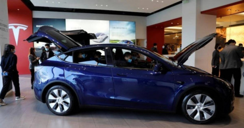 Tesla lần đầu được phép bán xe cho giới chức Trung Quốc