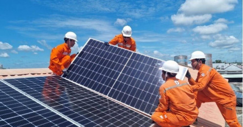 Thí điểm điện mặt trời mái nhà tự sản, tự tiêu được bán không quá 10% công suất lên lưới