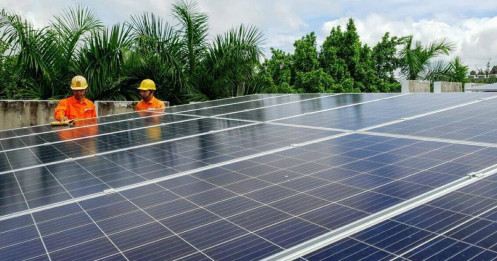Đề xuất điện mặt trời mái nhà tự dùng bán cho EVN giá 671 đồng một kWh