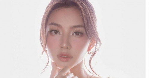 Hoa hậu Thùy Tiên diện đồ giá 1 tỷ đến thảm đỏ Miss Grand Vietnam