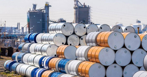 Giá dầu Brent giảm do lo ngại nhu cầu yếu từ Trung Quốc