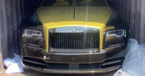 Cận cảnh Rolls-Royce Wraith Black Badge độc nhất Việt Nam