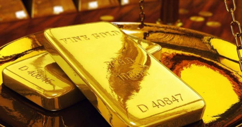 Vàng “lấp lánh” trước triển vọng cắt giảm lãi suất